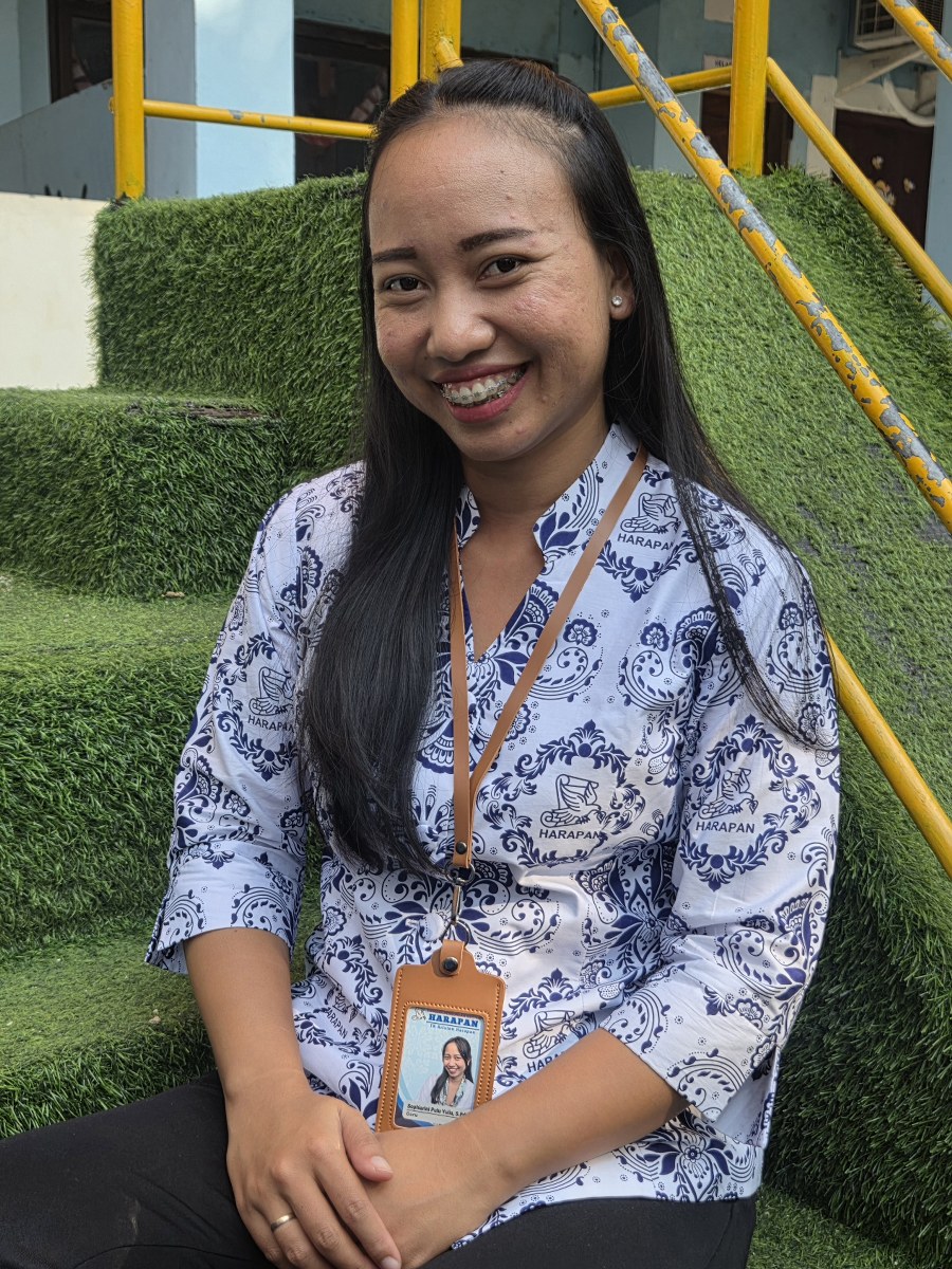 Sophiarini Putu Yulia, S.Pd